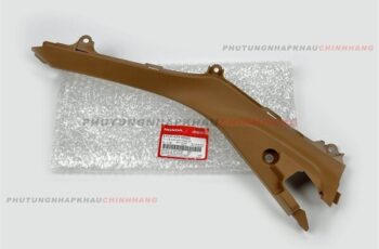 Ốp gác chân sau Sh Mode 125 2013-2020 bên Phải màu Vàng Nâu, Nhựa nhám Ốp dưới sườn Sh Mode 2014 2015 2016 2017 2018 2019